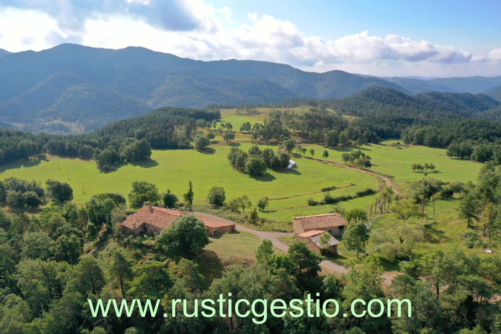 4 soveværelse Finca/Landehus til salg i Sant Jaume de Frontanya med garage - € 360.000 (Ref: 9168640)