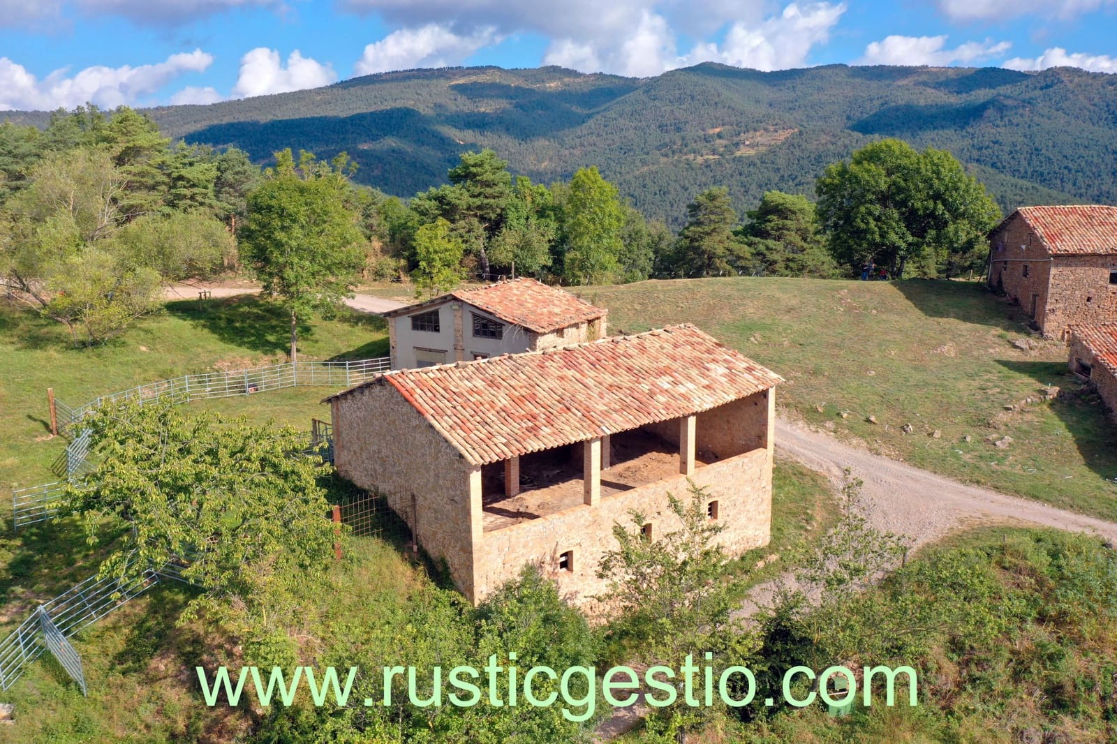 4 soveværelse Finca/Landehus til salg i Sant Jaume de Frontanya med garage - € 360.000 (Ref: 9168640)