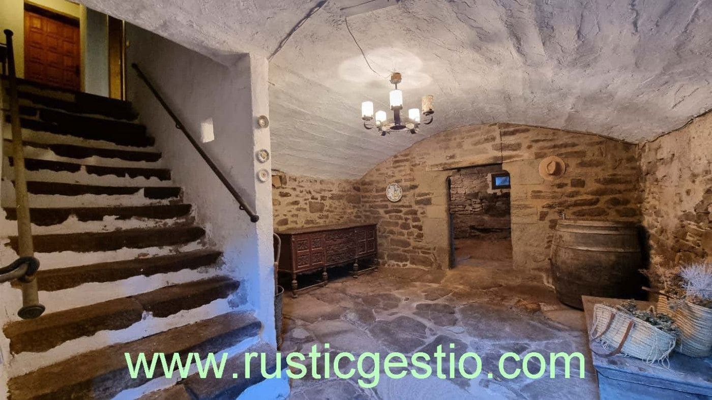 6 chambre Finca/Maison de Campagne à vendre à Sant Feliu Sasserra avec garage - 750 000 € (Ref: 9168641)