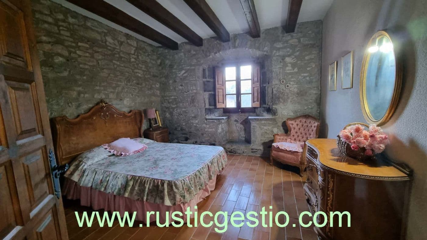 6 chambre Finca/Maison de Campagne à vendre à Sant Feliu Sasserra avec garage - 750 000 € (Ref: 9168641)