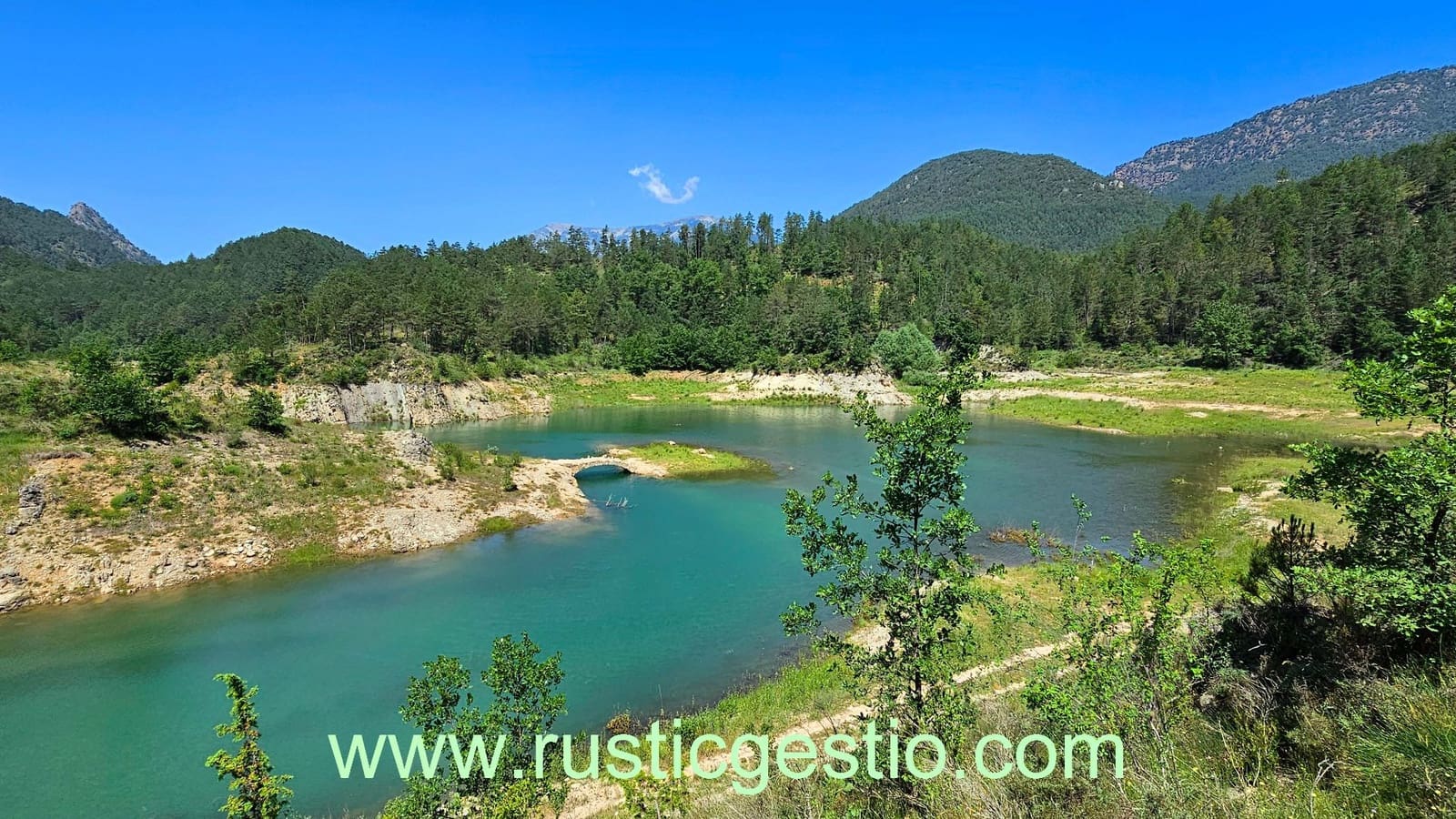 5 soveværelse Finca/Landehus til salg i Guixers med garage - € 425.000 (Ref: 9168647)