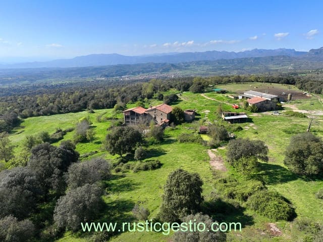 10 chambre Finca/Maison de Campagne à vendre à L'Esquirol avec garage - 600 000 € (Ref: 9168648)