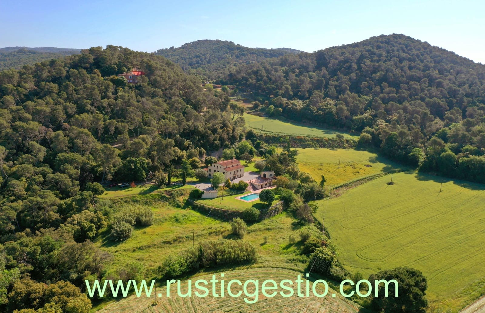 6 soveværelse Finca/Landehus til salg i La Roca del Valles med swimmingpool garage - € 795.000 (Ref: 9168649)