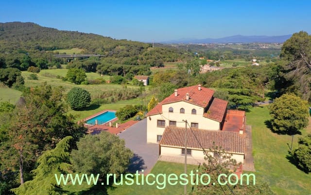 6 soveværelse Finca/Landehus til salg i La Roca del Vallès med swimmingpool garage - € 795.000 (Ref: 9168649)