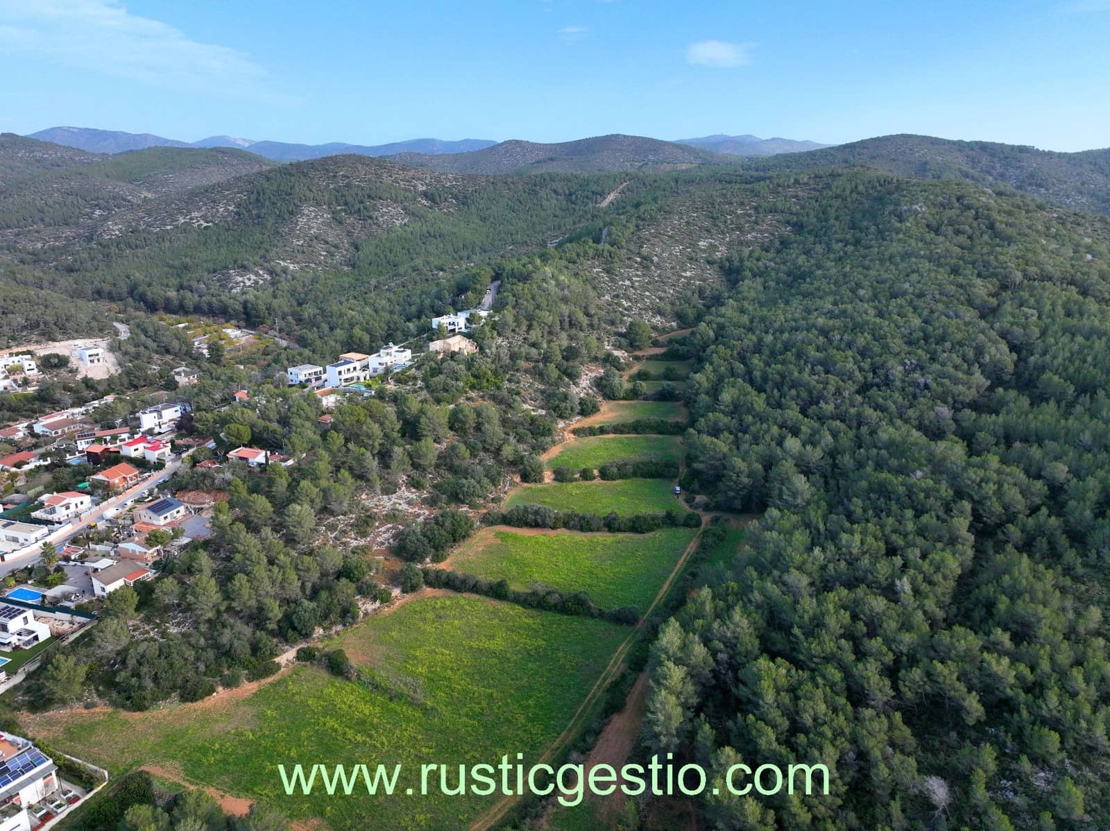 Finca/Landehus til salg i Sant Pere de Ribes - € 699.000 (Ref: 9168651)