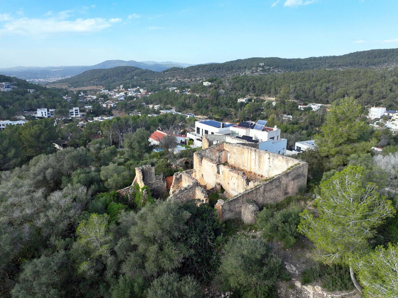 Finca/Landehus til salg i Sant Pere de Ribes - € 699.000 (Ref: 9168651)