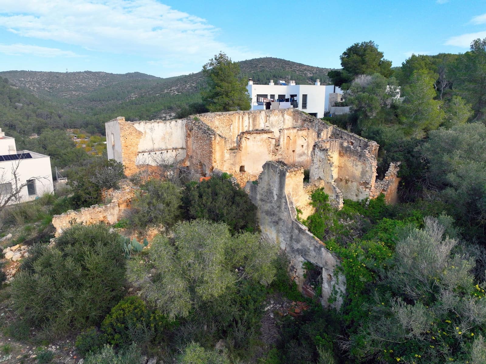 Finca/Landehus til salg i Sant Pere de Ribes - € 699.000 (Ref: 9168651)