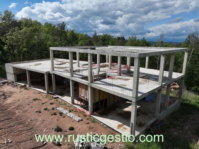 Ruin for sale in Muntanyola - € 350,000 (Ref: 9168652)