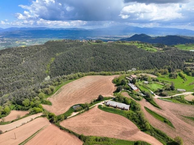 6 soveværelse Finca/Landehus til salg i Sant Bartomeu del Grau - € 790.000 (Ref: 9168656)