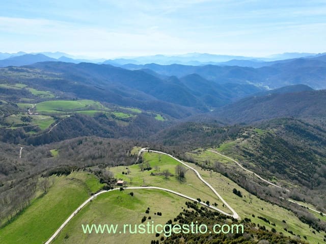 Ruin for sale in Ogassa - € 295,000 (Ref: 9168658)