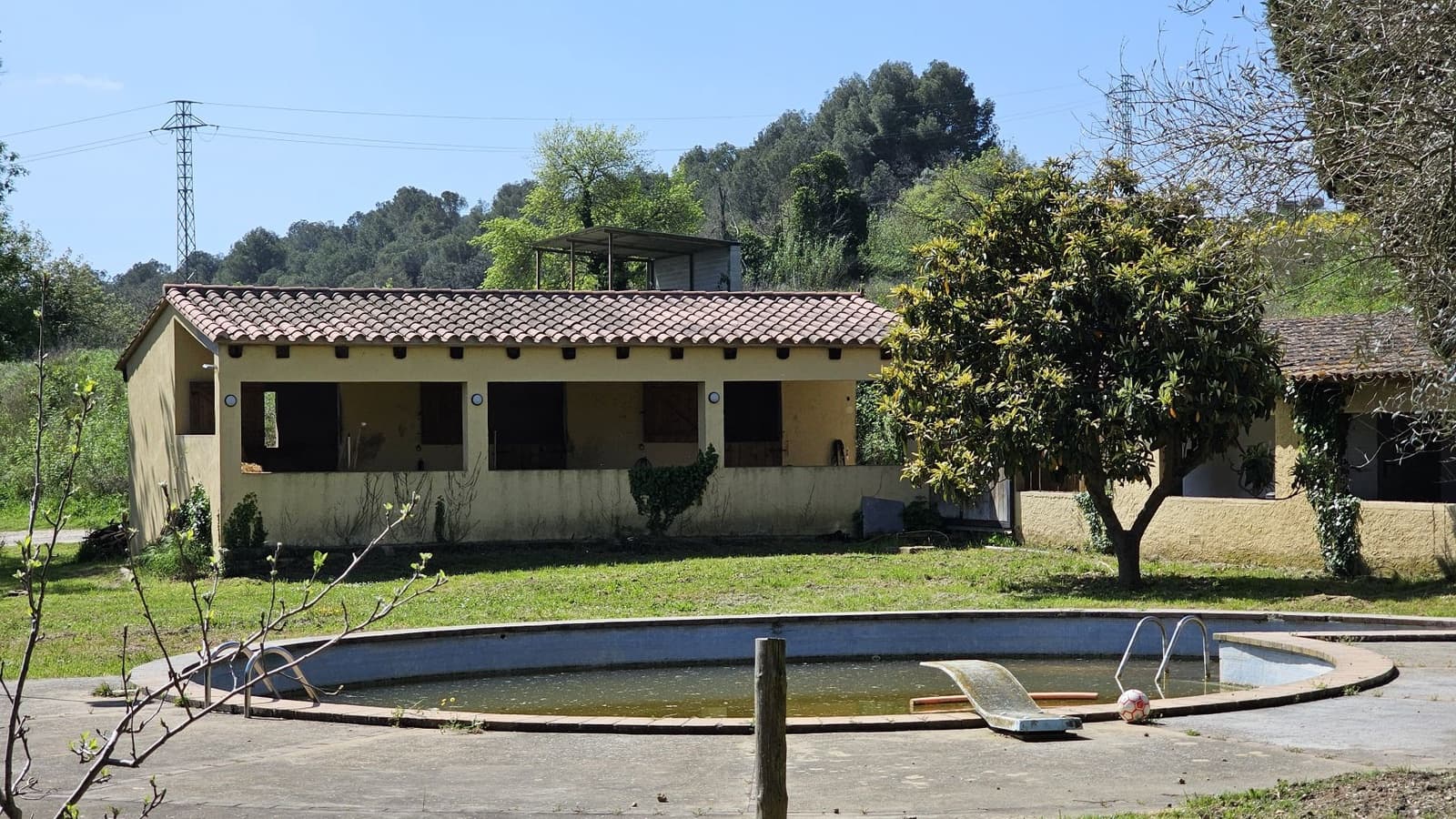 4 soveværelse Finca/Landehus til salg i Vilademuls med swimmingpool - € 499.000 (Ref: 9168659)