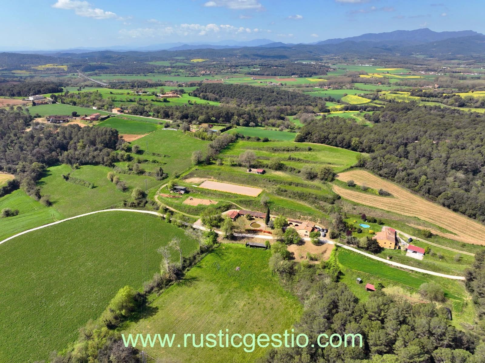 4 soveværelse Finca/Landehus til salg i Vilademuls med swimmingpool - € 499.000 (Ref: 9168659)