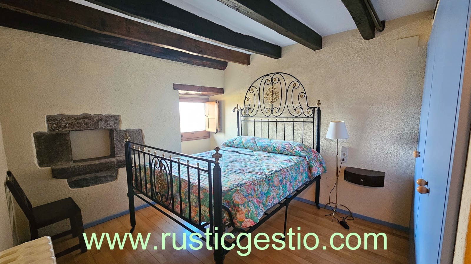 8 soveværelse Finca/Landehus til salg i La Vall d'en Bas med swimmingpool garage - € 1.290.000 (Ref: 9168660)