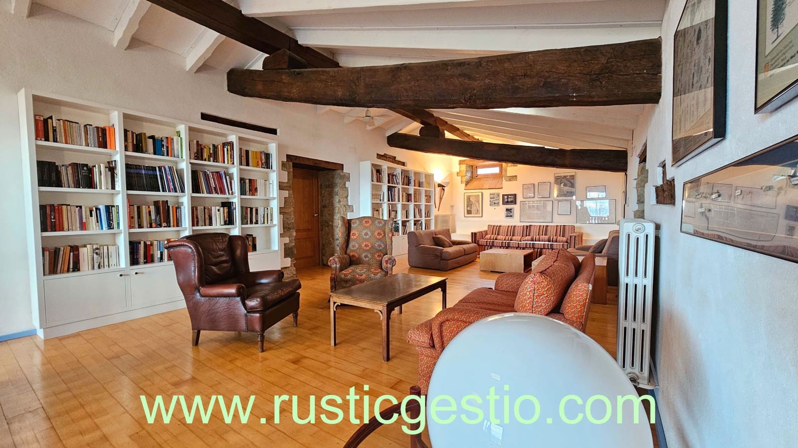 8 soveværelse Finca/Landehus til salg i La Vall d'en Bas med swimmingpool garage - € 1.290.000 (Ref: 9168660)