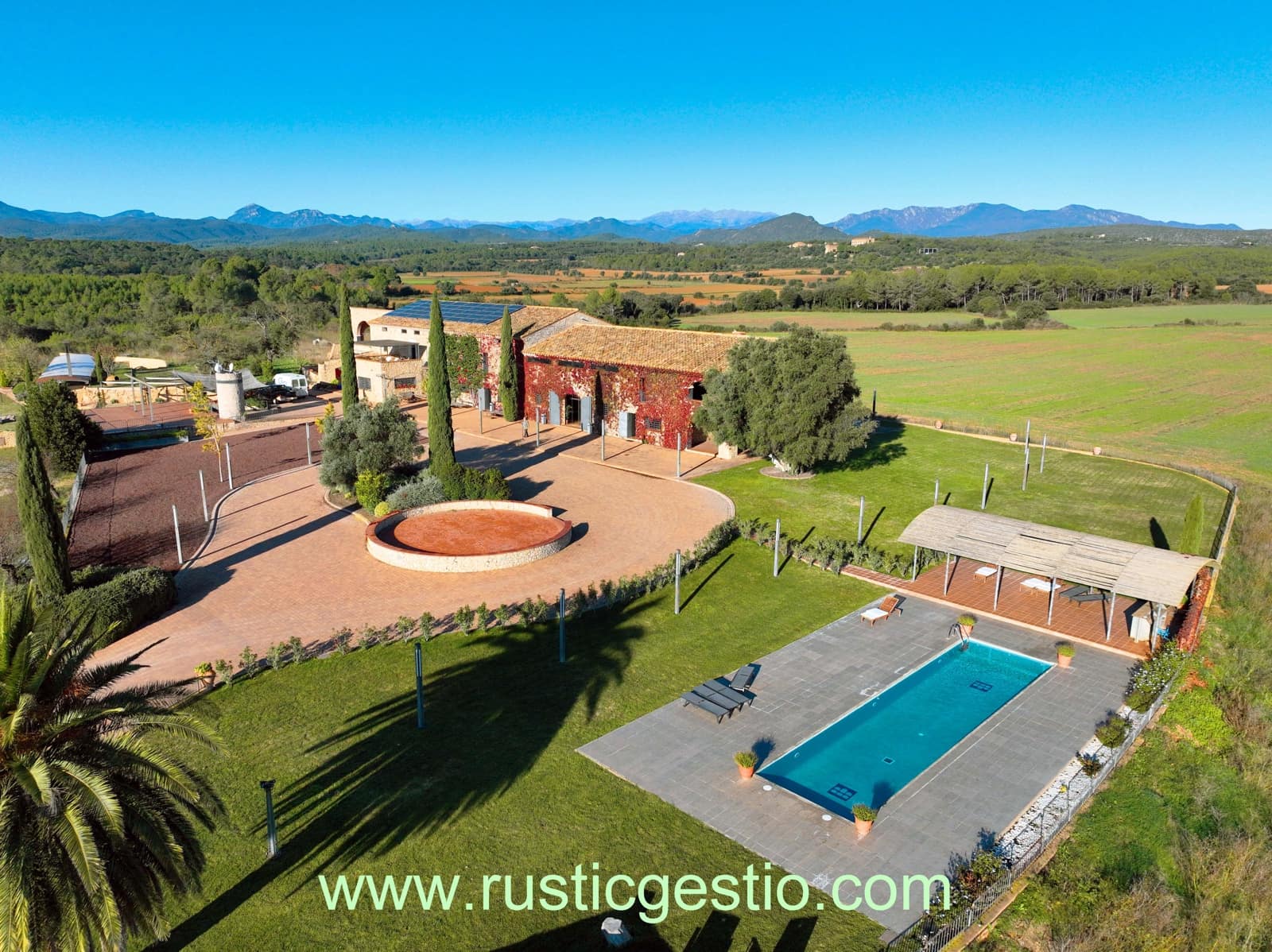 12 soveværelse Hotel til salg i Terrades med swimmingpool garage - € 2.200.000 (Ref: 9168661)