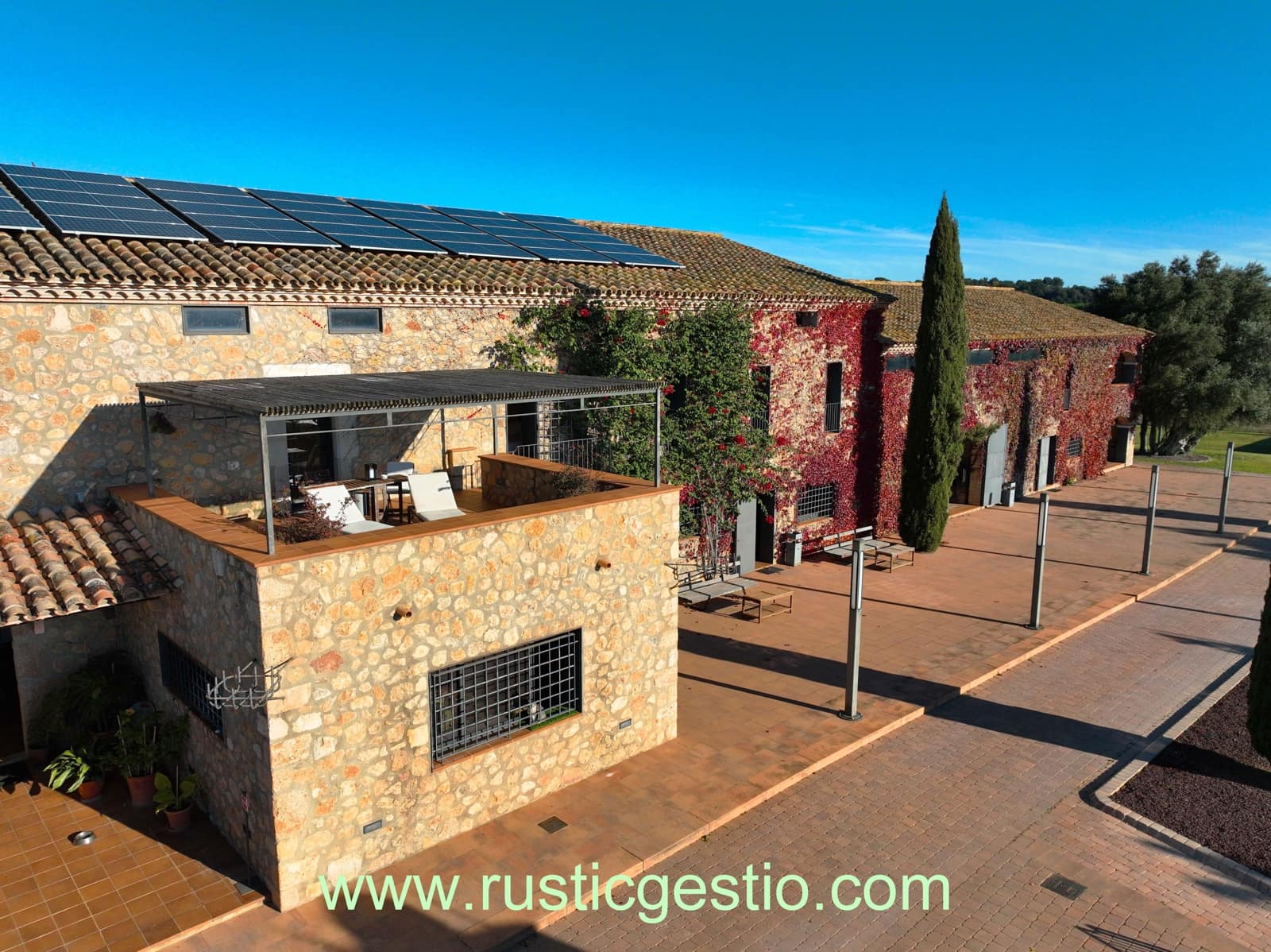 12 soveværelse Hotel til salg i Terrades med swimmingpool garage - € 2.200.000 (Ref: 9168661)