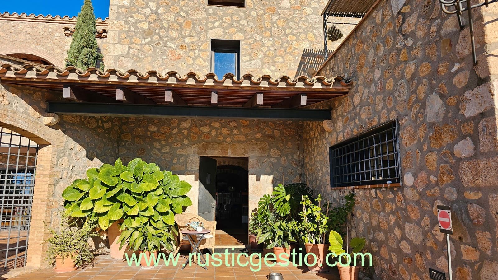 12 soveværelse Hotel til salg i Terrades med swimmingpool garage - € 2.200.000 (Ref: 9168661)