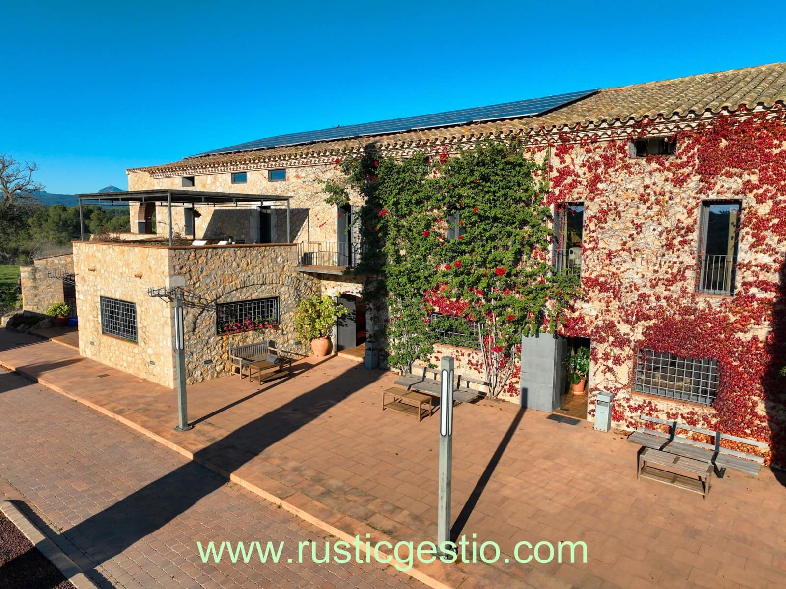 12 soveværelse Hotel til salg i Terrades med swimmingpool garage - € 2.200.000 (Ref: 9168661)