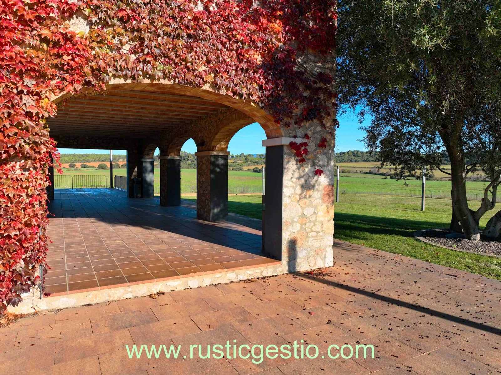 12 soveværelse Hotel til salg i Terrades med swimmingpool garage - € 2.200.000 (Ref: 9168661)