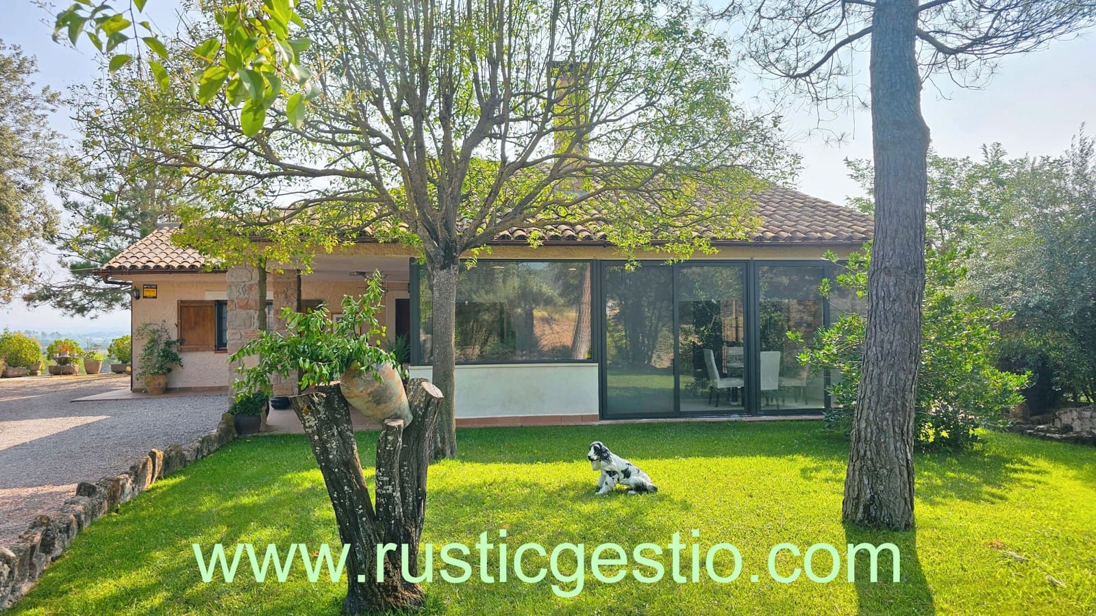 3 sypialnia Finka/Dom wiejski na sprzedaż w Sant Salvador de Guardiola z basenem - 675 000 € (Ref: 9168663)