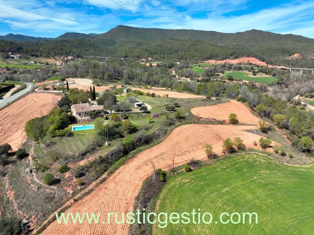 3 slaapkamer Finca/Landhuis te koop in Sant Salvador de Guardiola met zwembad - € 675.000 (Ref: 9168663)