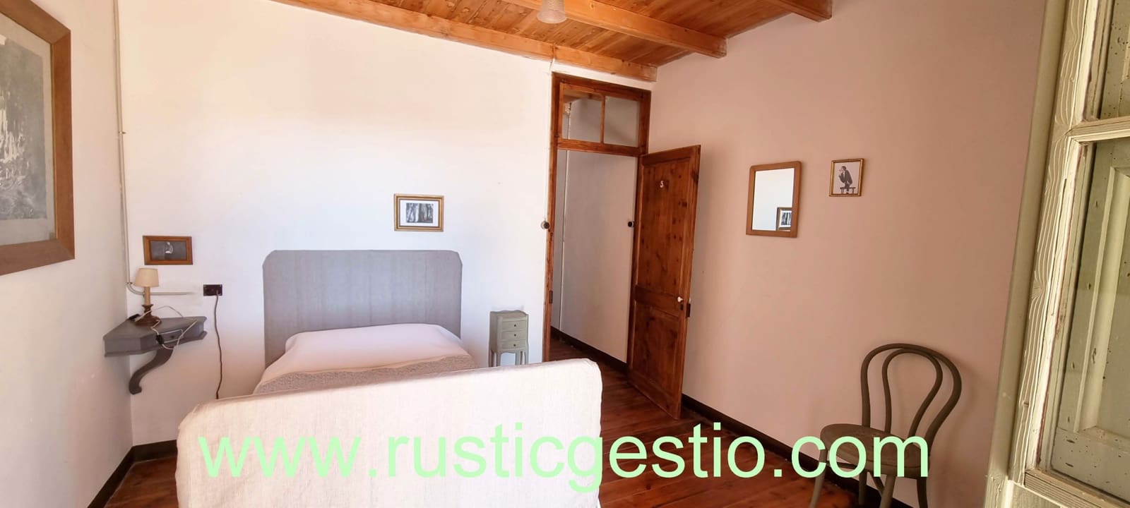 12 chambre Finca/Maison de Campagne à vendre à Vidra - 2 340 000 € (Ref: 9168664)