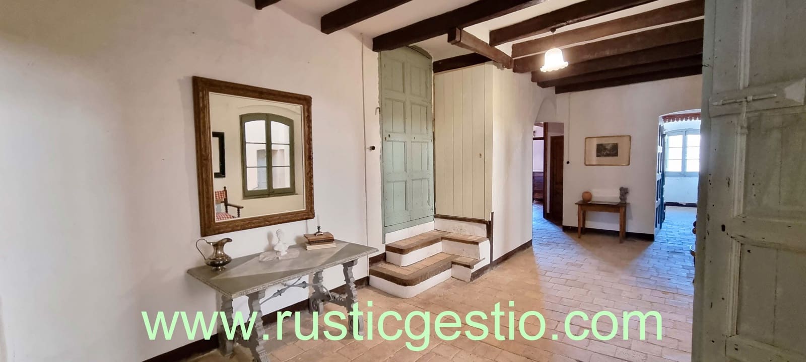 12 chambre Finca/Maison de Campagne à vendre à Vidra - 2 340 000 € (Ref: 9168664)