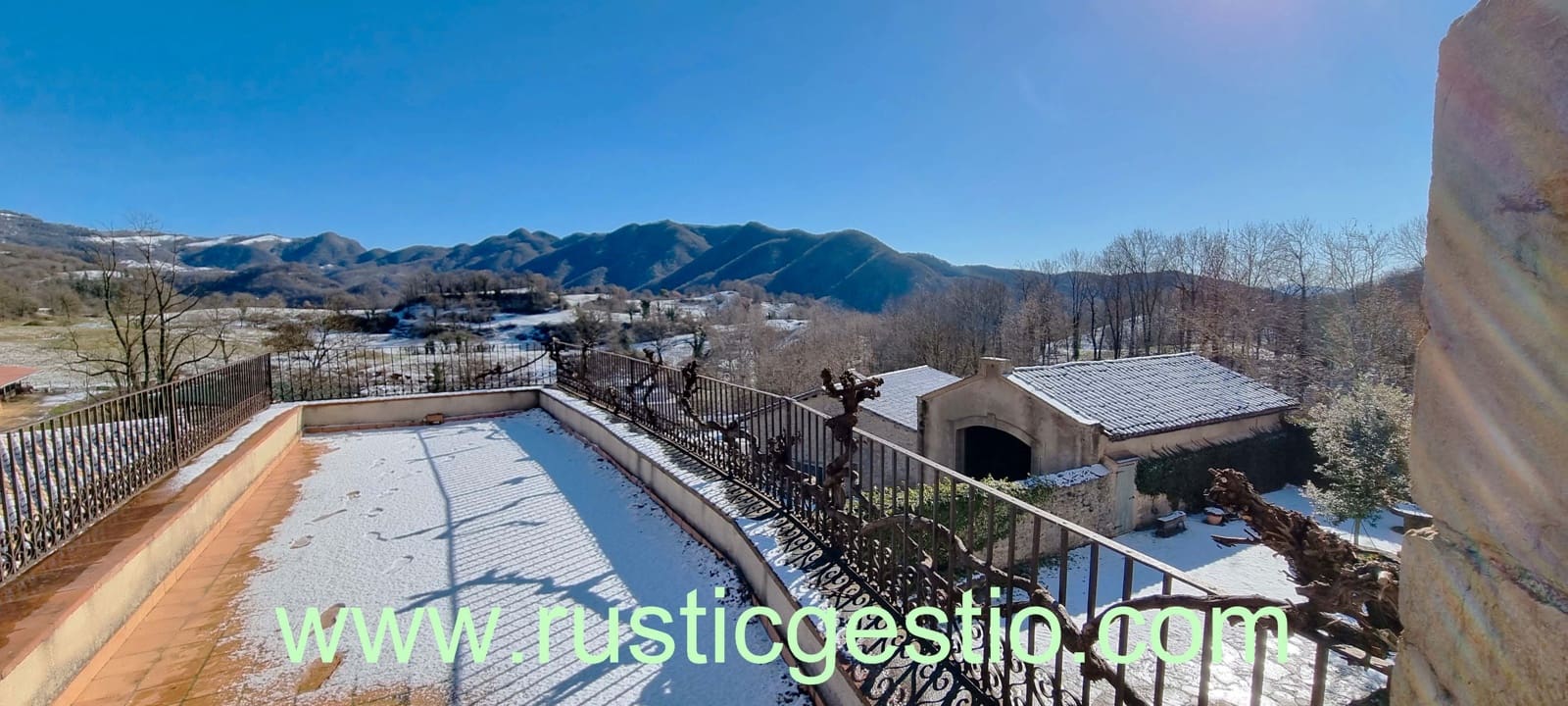 12 chambre Finca/Maison de Campagne à vendre à Vidra - 2 340 000 € (Ref: 9168664)