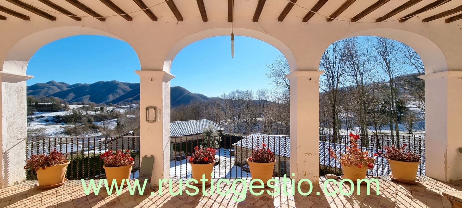 12 chambre Finca/Maison de Campagne à vendre à Vidra - 2 340 000 € (Ref: 9168664)