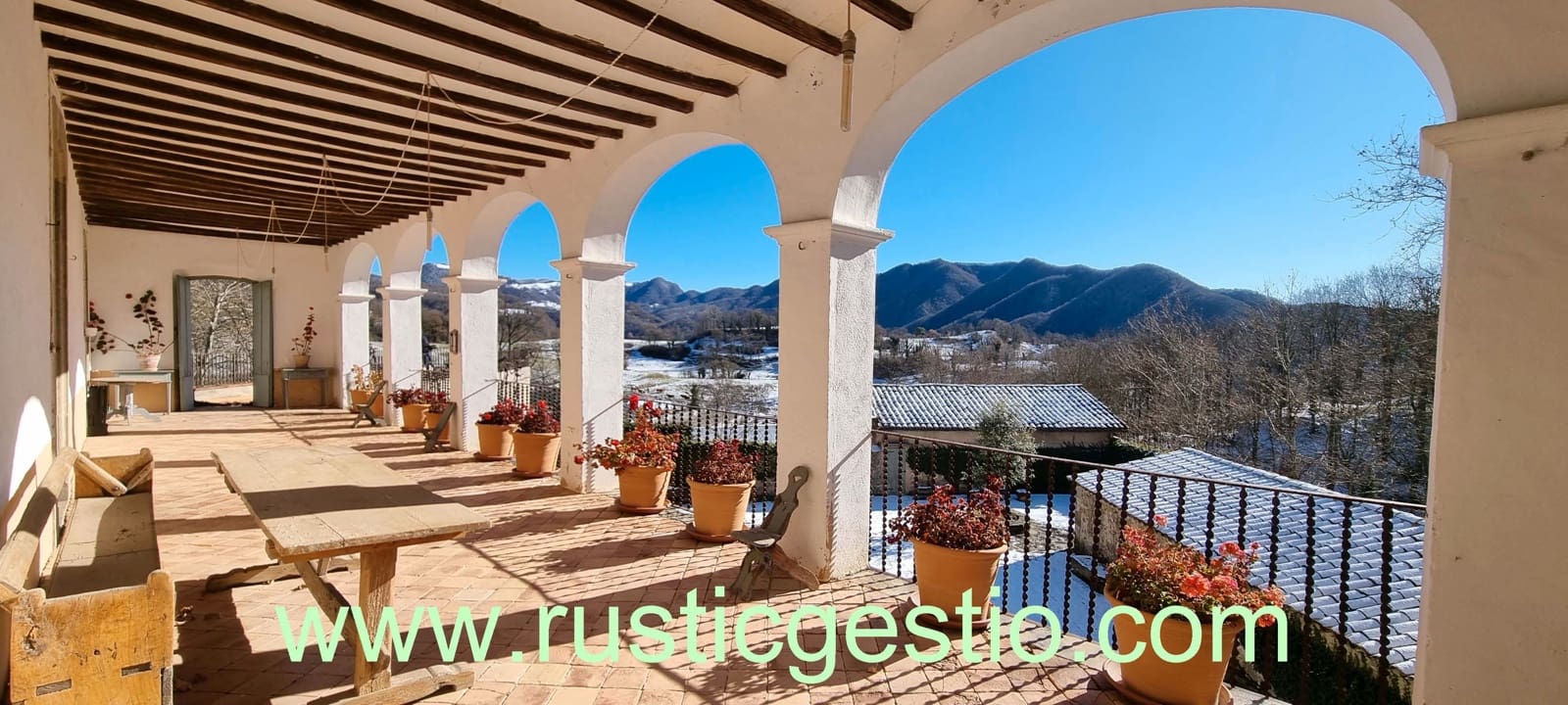 12 chambre Finca/Maison de Campagne à vendre à Vidra - 2 340 000 € (Ref: 9168664)