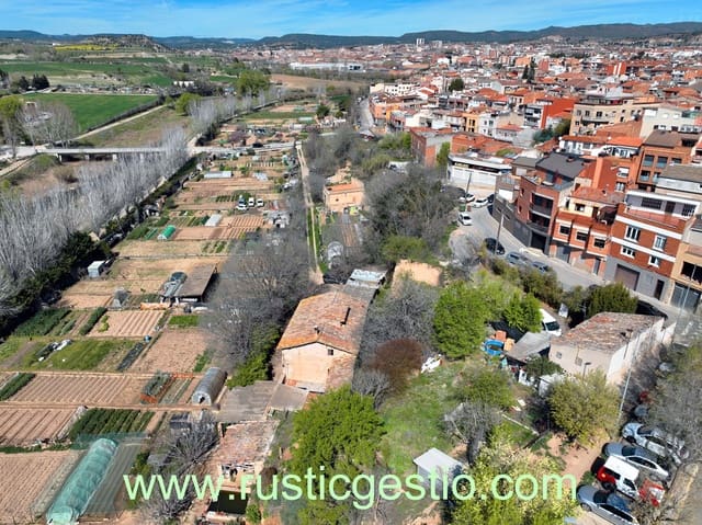 6 slaapkamer Finca/Landhuis te koop in Vilanova del Camí met garage - € 200.000 (Ref: 9168679)