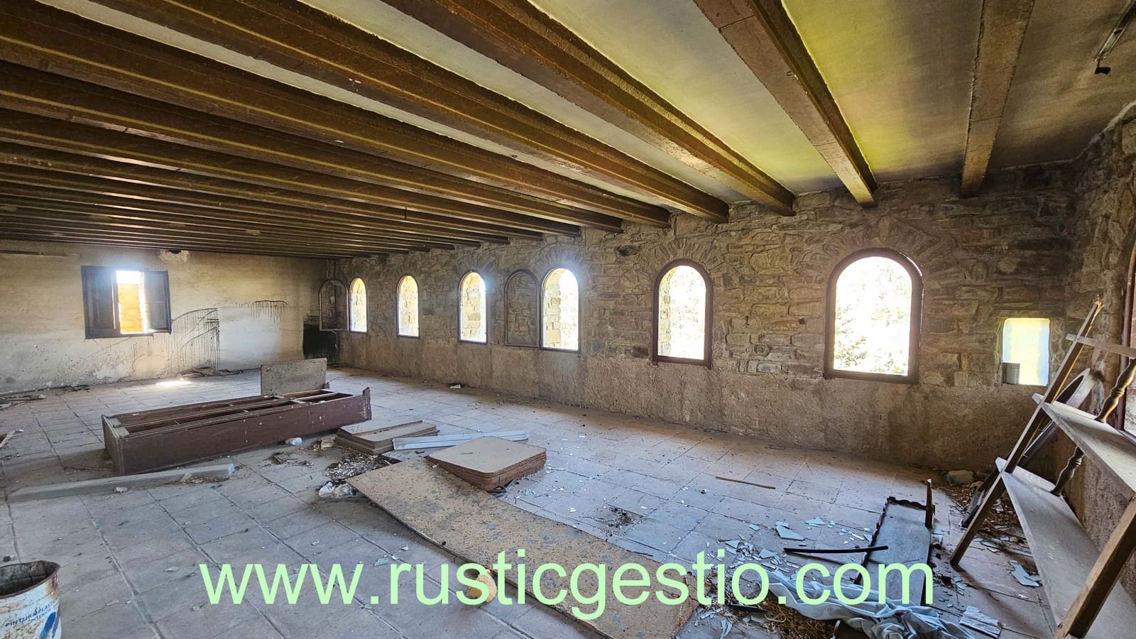 25 soveværelse Finca/Landehus til salg i Les Llosses - € 1.500.000 (Ref: 9168680)