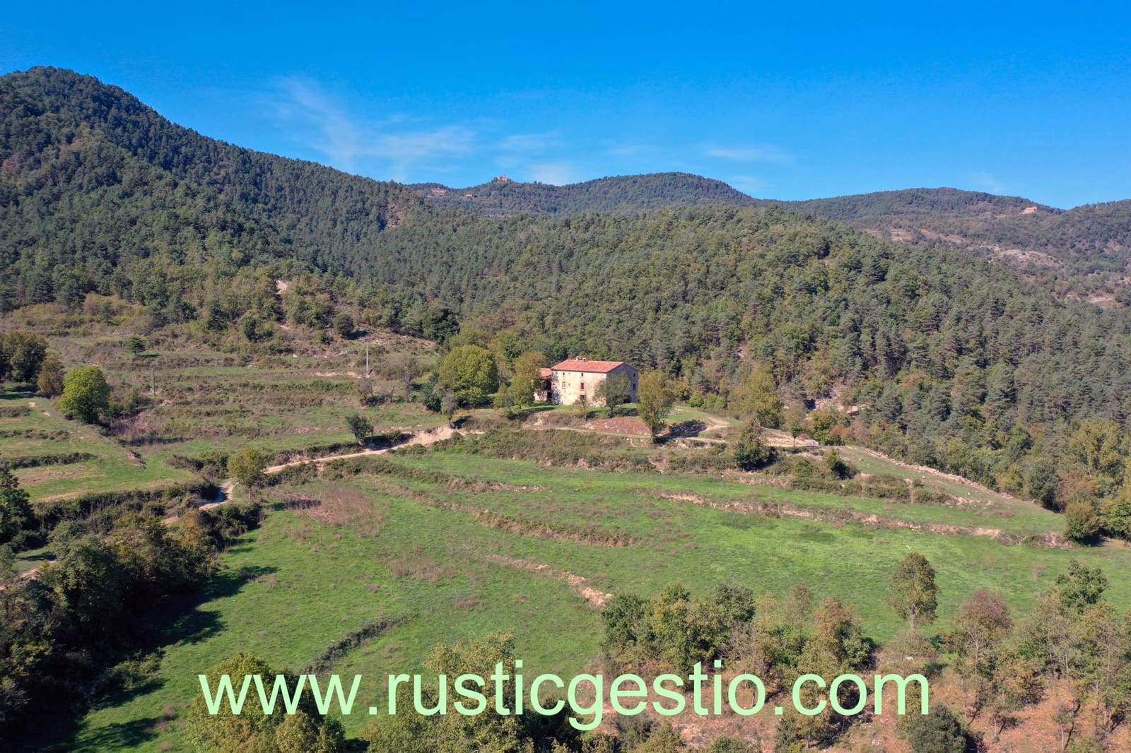 8 soveværelse Finca/Landehus til salg i Les Llosses - € 750.000 (Ref: 9168682)