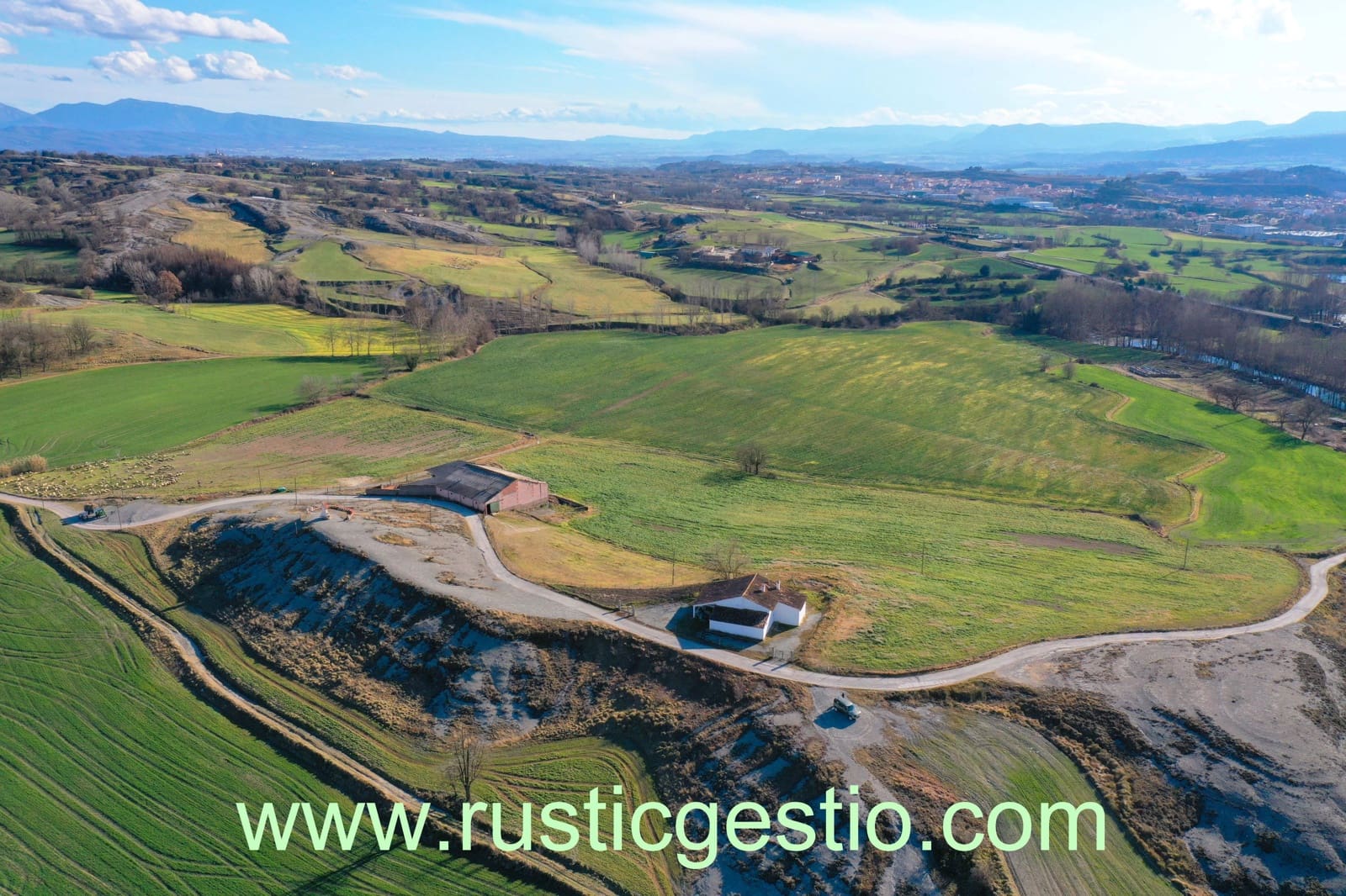 4 sypialnia Finka/Dom wiejski na sprzedaż w Sant Vicenc de Torello - 420 000 € (Ref: 9168683)