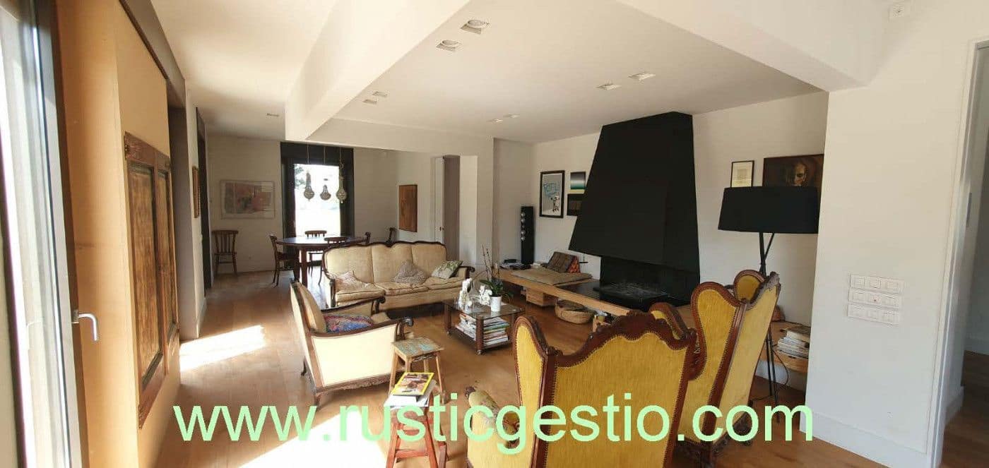 9 soveværelse Finca/Landehus til salg i Vic med garage - € 1.450.000 (Ref: 9168684)