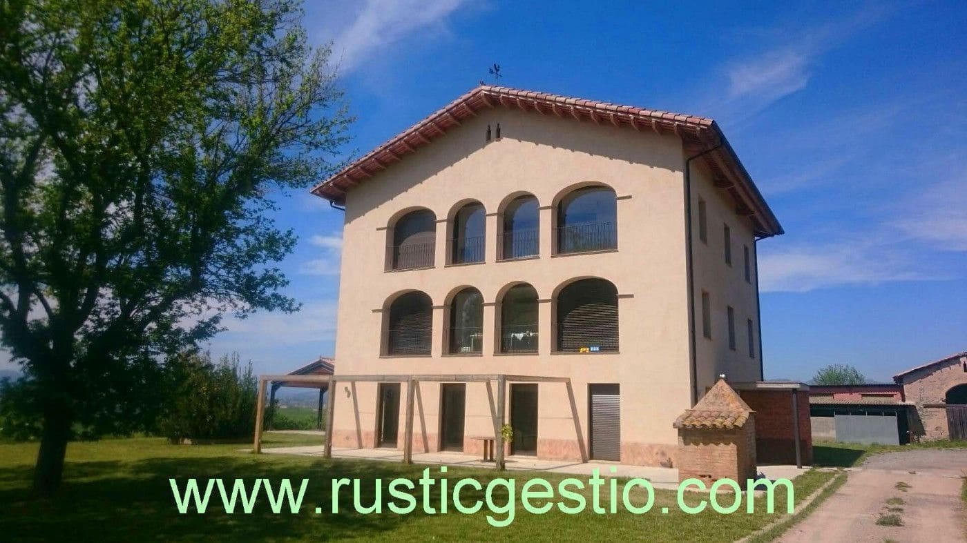 9 soveværelse Finca/Landehus til salg i Vic med garage - € 1.450.000 (Ref: 9168684)