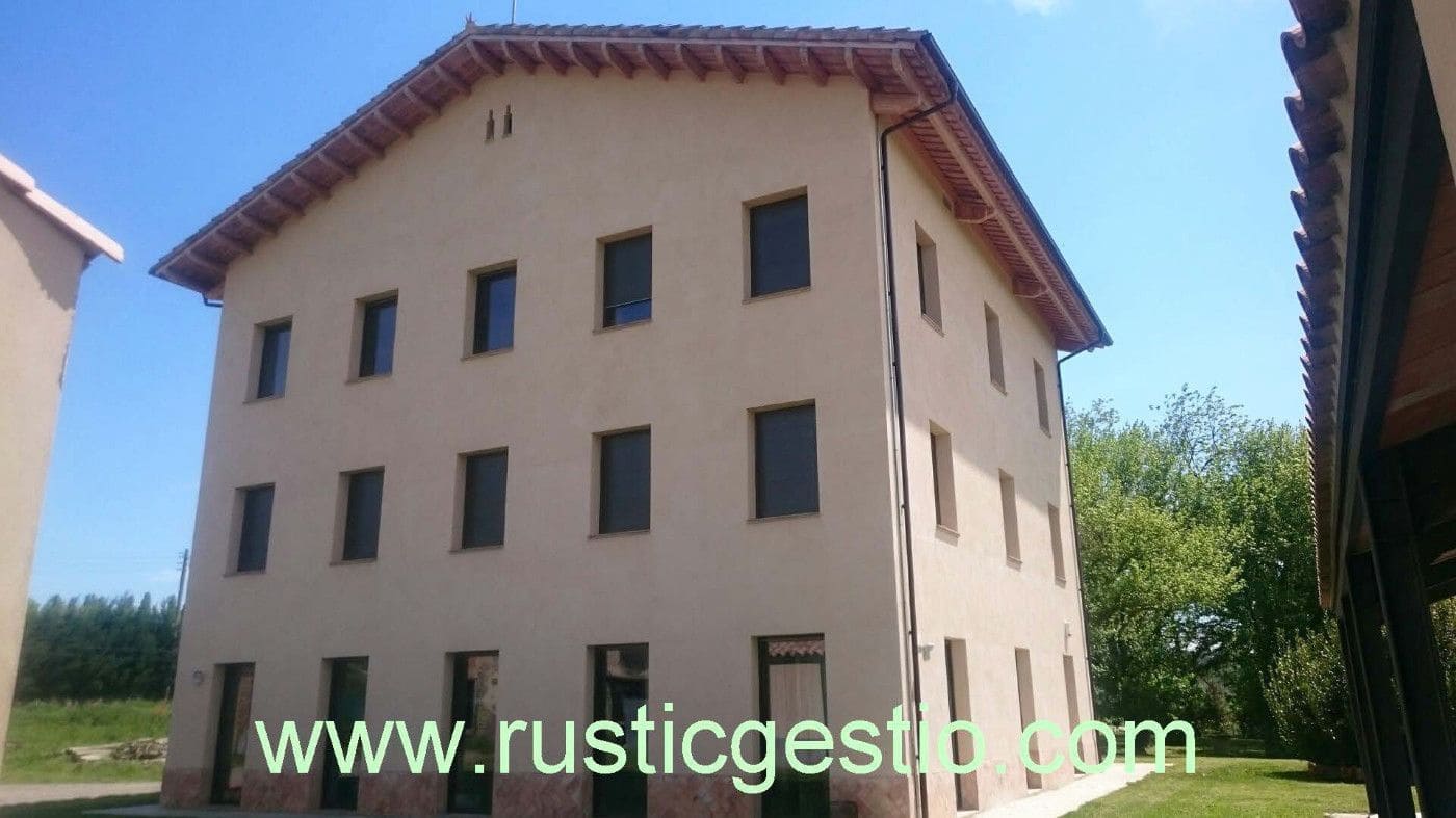 9 soveværelse Finca/Landehus til salg i Vic med garage - € 1.450.000 (Ref: 9168684)