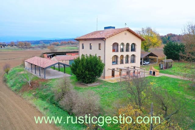 9 chambre Finca/Maison de Campagne à vendre à Vic avec garage - 1 450 000 € (Ref: 9168684)