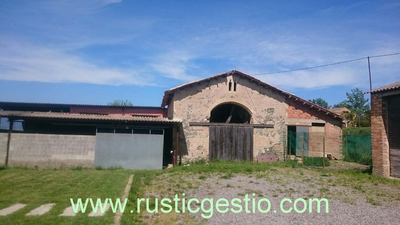 9 soveværelse Finca/Landehus til salg i Vic med garage - € 1.450.000 (Ref: 9168684)