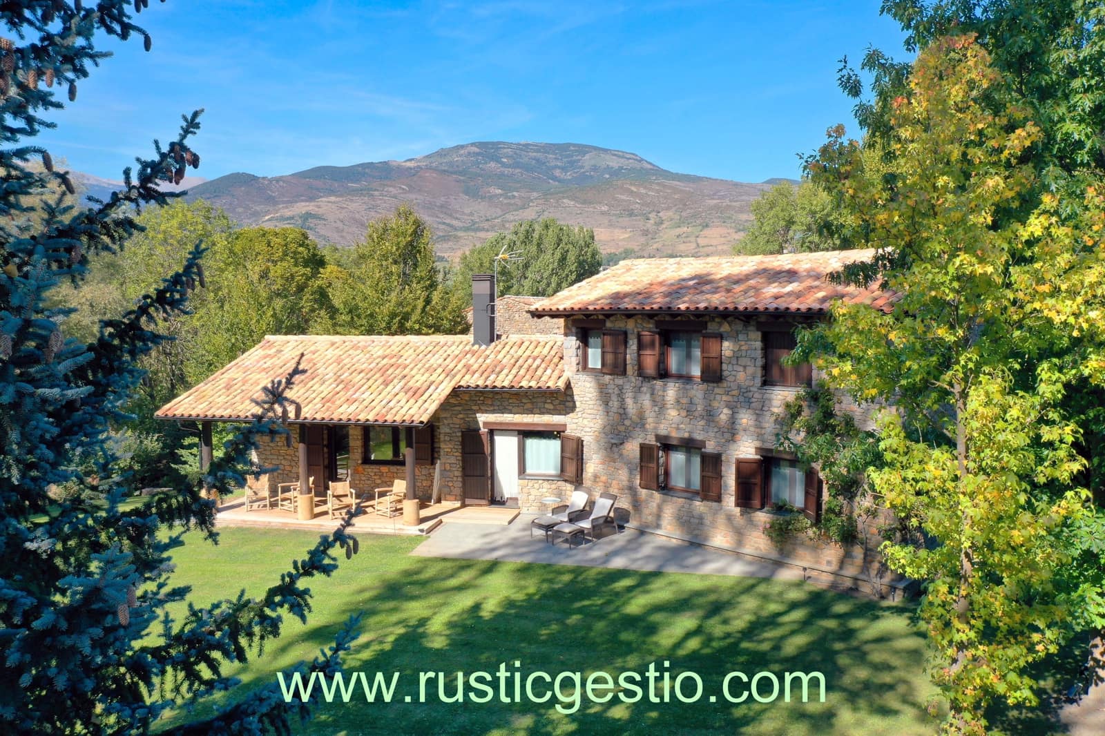 4 sypialnia Finka/Dom wiejski na sprzedaż w Miasto Lleida z garażem - 1 350 000 € (Ref: 9168685)