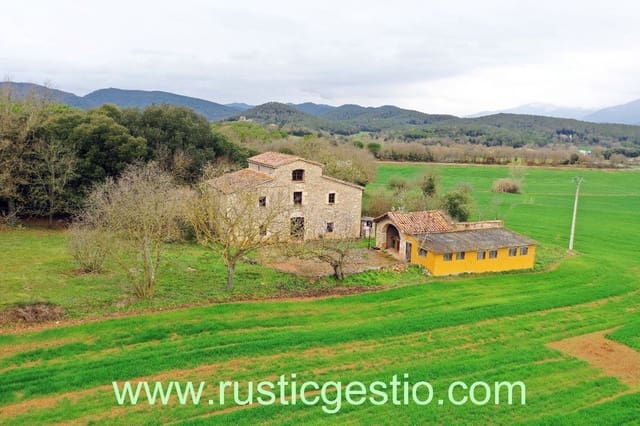 8 slaapkamer Finca/Landhuis te koop in Porqueres met garage - € 600.000 (Ref: 9168686)