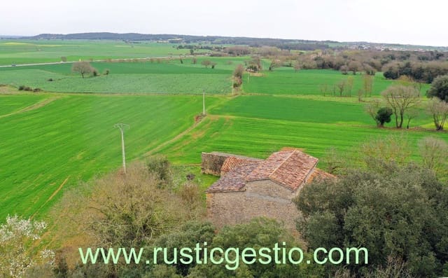 8 slaapkamer Finca/Landhuis te koop in Porqueres met garage - € 600.000 (Ref: 9168686)