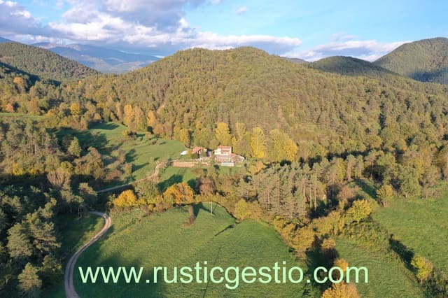 4 camera da letto Finca/Casa di Campagna in vendita in Ripoll con garage - 495.000 € (Rif: 9168687)