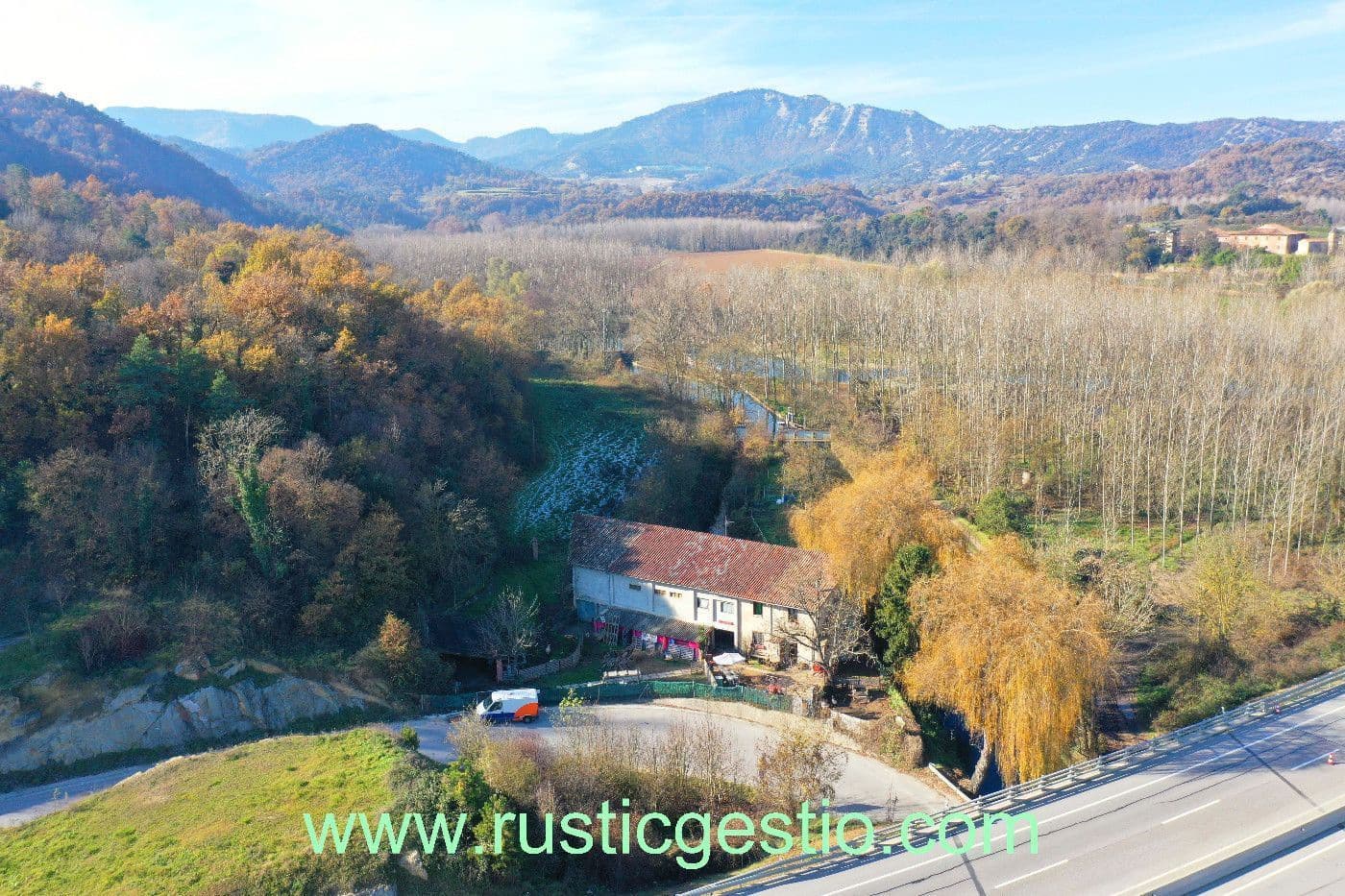 12 bedroom Finca/Country House for sale in Oris with pool garage - € 920,000 (Ref: 9168688)