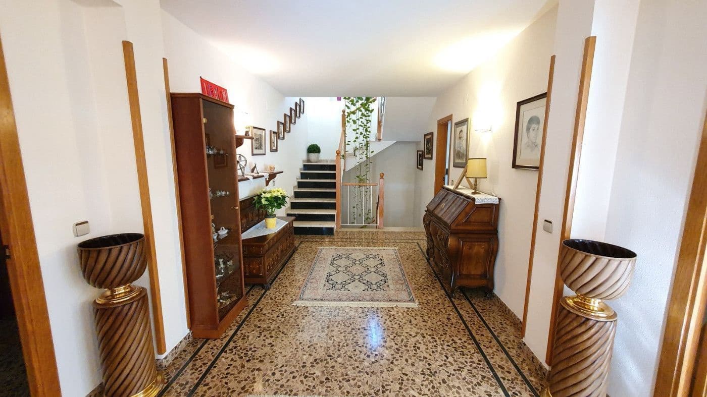 12 bedroom Finca/Country House for sale in Oris with pool garage - € 920,000 (Ref: 9168688)