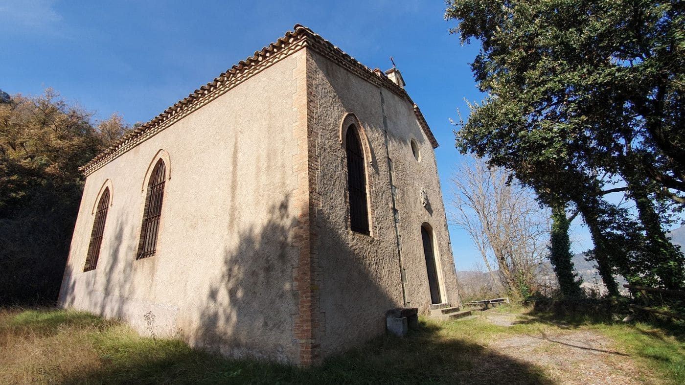 12 bedroom Finca/Country House for sale in Oris with pool garage - € 920,000 (Ref: 9168688)