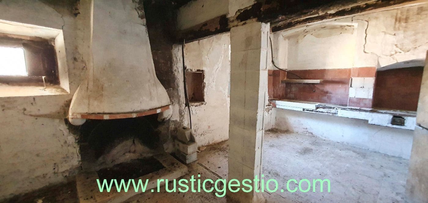 8 soverom Finca/Herregård til salgs i Sant Pere Sallavinera med garasje - € 340 000 (Ref: 9168689)