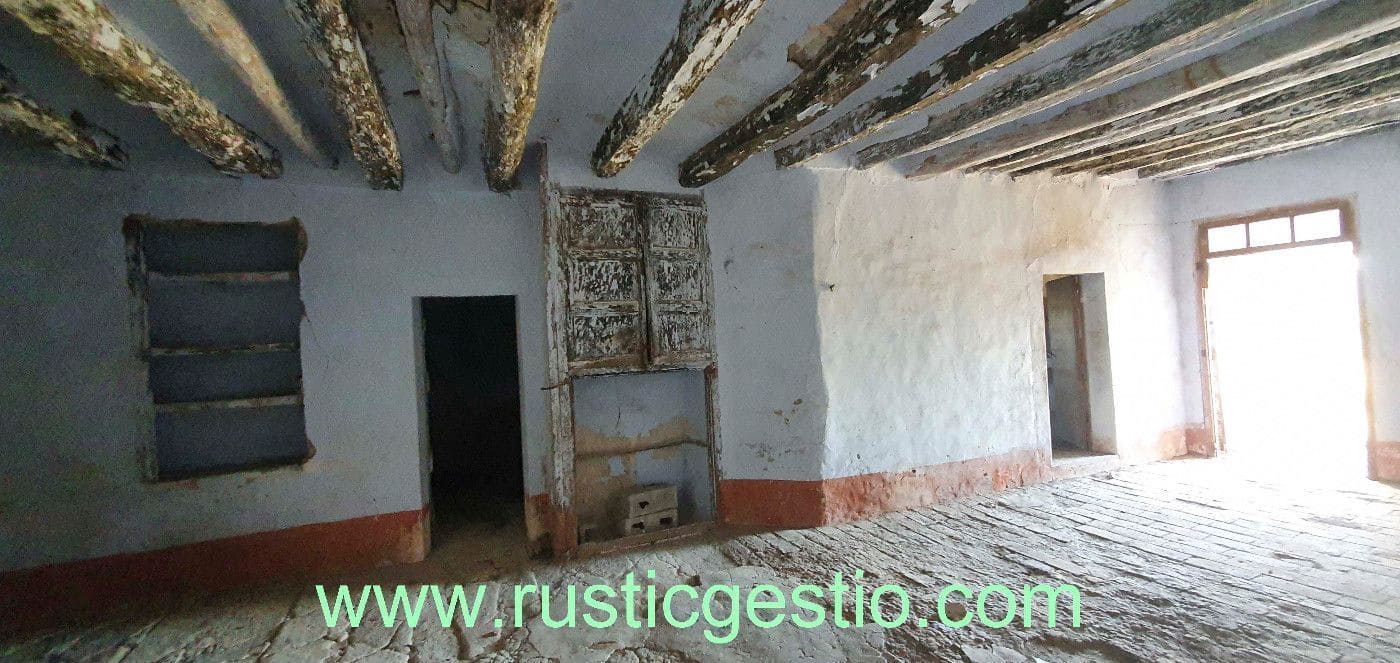 8 soverom Finca/Herregård til salgs i Sant Pere Sallavinera med garasje - € 340 000 (Ref: 9168689)