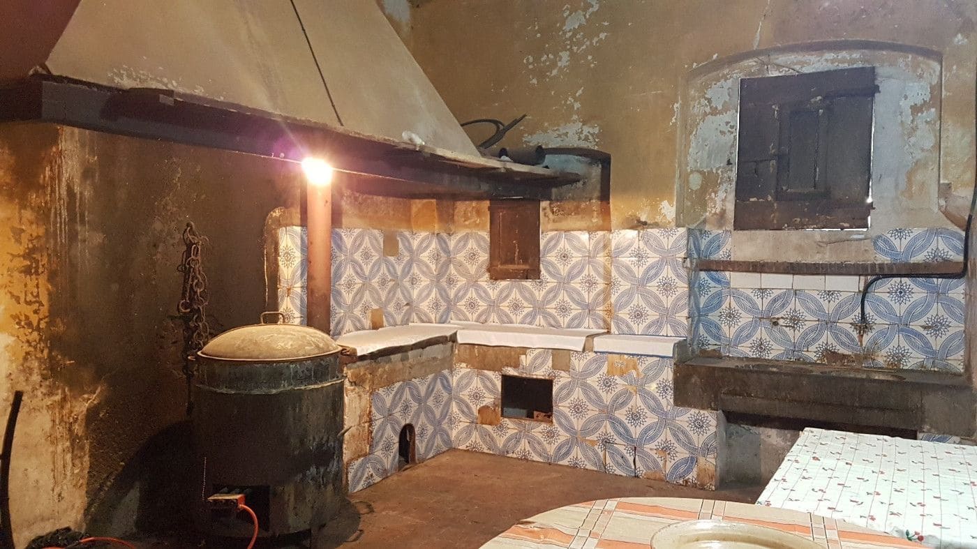 10 bedroom Finca/Country House for sale in Olot - € 850,000 (Ref: 9168690)