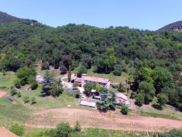 10 soveværelse Finca/Landehus til salg i Olot - € 850.000 (Ref: 9168690)